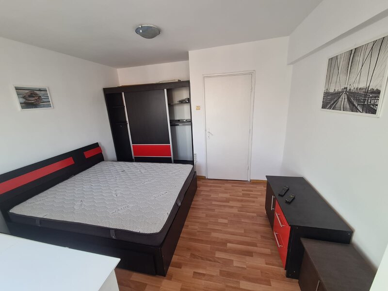 M Tineretului 3 min., Dristor Kebab, ap. 2 camere.